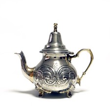 Théière marocaine vintage en