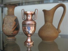 Vase ancien amphore 2 anses en cuivre rouge 