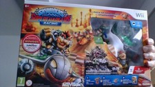 pack jeu wii skylanders superchargers racing + 3 figurines + accessoires neuf