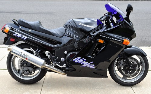 Kawasaki ninja zzr1100 c - kawasaki,