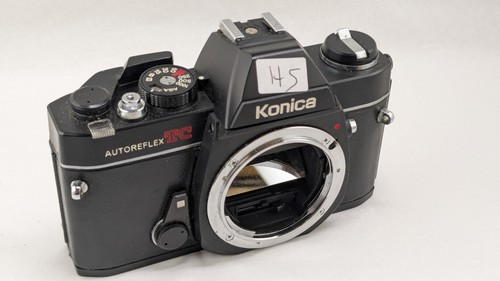 Boîtier reflex argentique
