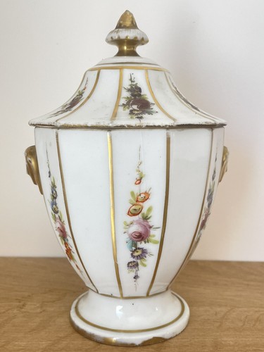 Charmant pot couvert ancien - pot,