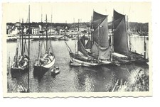 29  CONCARNEAU  BATEAUX