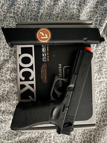 Airsoft glock 18c gas - airsoft,