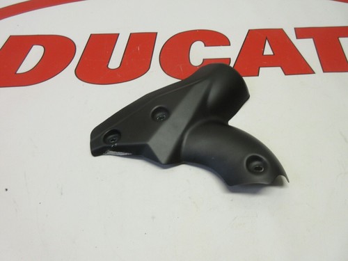 Cache bouclier thermique