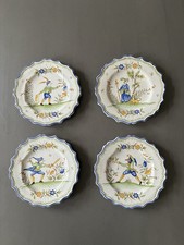 Ensemble assiettes - ensemble, d’assiettes
