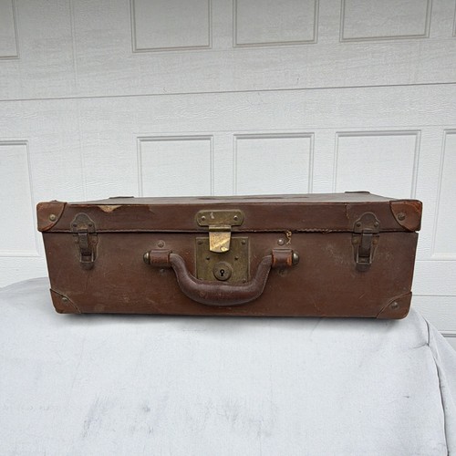 True vintage brown leather - true,