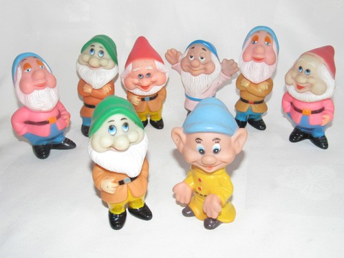 05c104 lot anciennes figurines - lot,