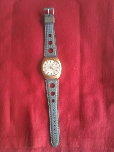 Montre avec bracelet - montre, or