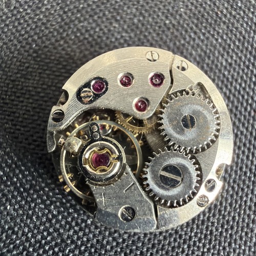 Mouvement montre mécanique - mouvement,