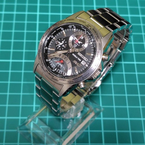 Seiko world time watch - seiko,