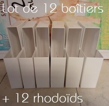 Pléiade : Lot de 12 boîtiers à la demande + 12 rhodoïds