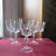 6 verres à vin rouge en cristal d arques modèle versailles   H 14 cm