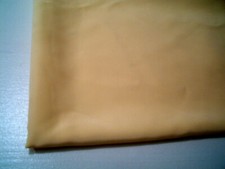 COUPE TISSU POLYESTER JAUNE