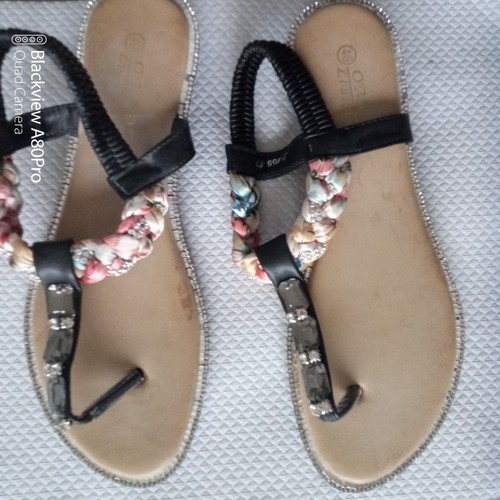 Nu-pieds