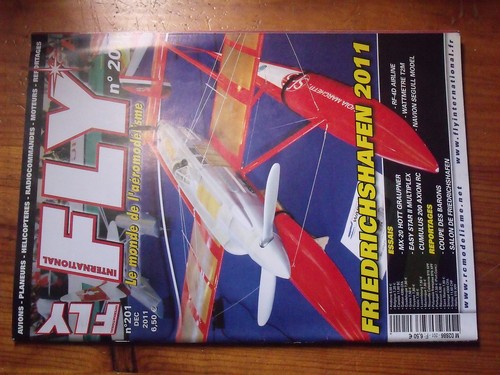 Revue fly international - $$4,