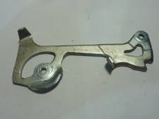 1 chape dérailleur 200GS