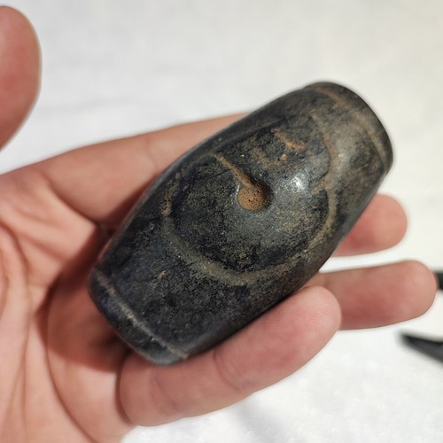 Ancienne amulette perle - , en