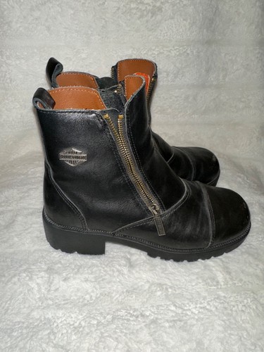 Harley davidson ladies riding - harley,