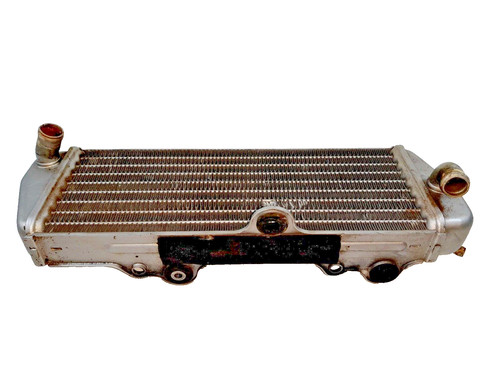 Radiateur gauche oem 610 - gauche,