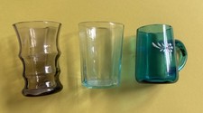 ?? Lot 3 Petits Verres Liqueur dont émaillé  ??