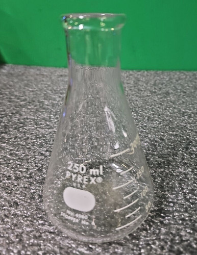 Vintage pyrex 250 - vintage,