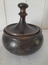 Pot couvert signé Jean Marais