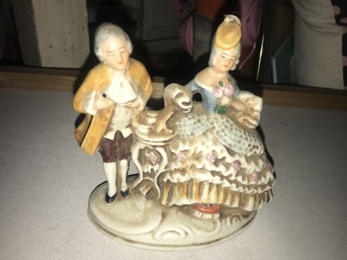 Vds ancien couple figurine