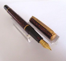 STYLO PLUME WATERMAN MODELE