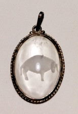 ANCIEN PENDENTIF, MEDAILLON - CRISTAL DE ROCHE et ARGENT signe ZODIAQUE, TAUREAU
