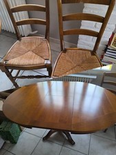 table ronde avec rallonges + 6 chaises en merisier en bon état 