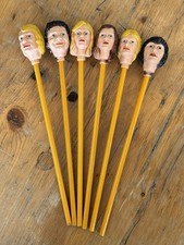 EMBOUTS DE CRAYONS JOHNNY HALLYDAY SHEILA C FRANCOIS S VARTAN P PERRET M MATHIEU