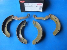 Mâchoires de freins arrière