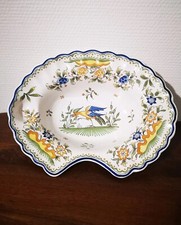 Ancien Plat à Barbe Décor