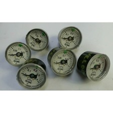 Lot de 6 manomètres SMC