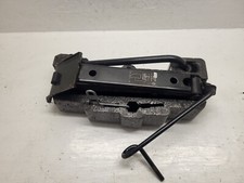 Cric avec support et clé de