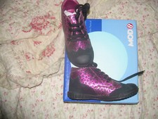 NEUVES MOD8 24 CUIR VAL 79 EUR