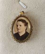 Ancien pendentif / médaillon