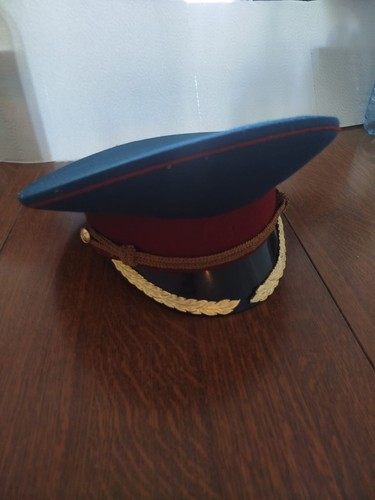 Casquette militaire