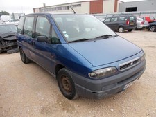 Attache ceinture arriere