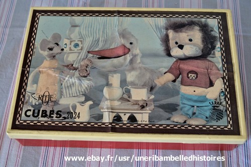Ancienne boite cubes - de,