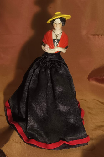 Demi figure half doll - demi,