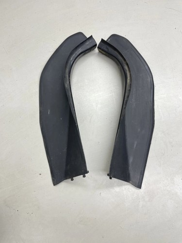 Panneau cache garniture feu
