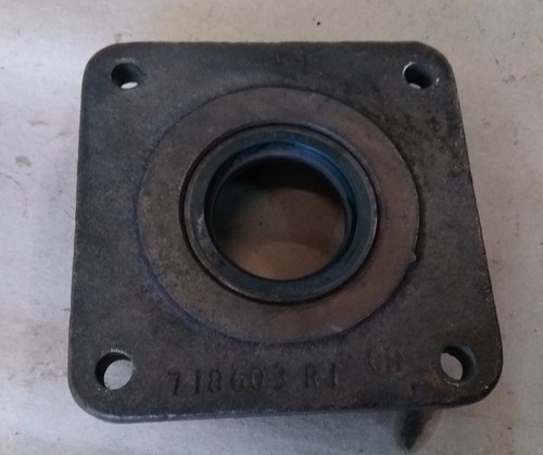 Bearing cover from