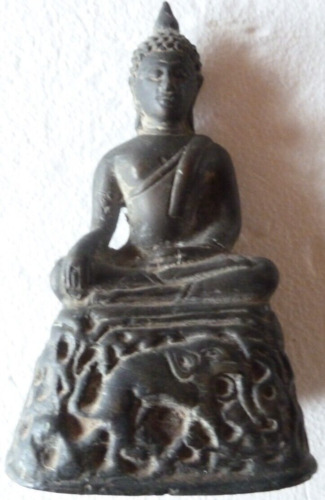Bouddha bhumisparsha mudrā - bouddha,