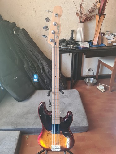Bach precision bass 51 - iv,