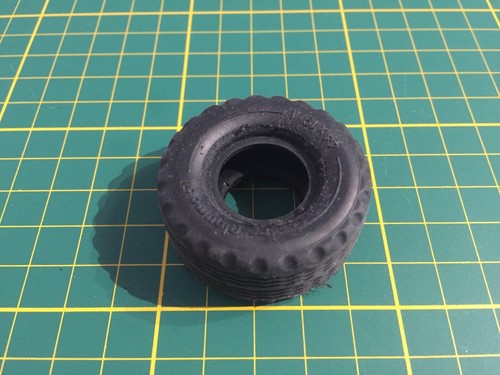 Pneu camion 30822180 pièce