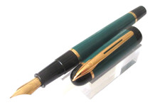 STYLO PLUME WATERMAN MODELE