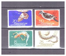 LIECHTENSTEIN   N°  552 / 555 .  SERIE  PETITE  FAUNE   OBLITEREE  .  SUPERBE .