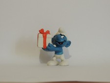 Schtroumpf avec cadeau blanc - 2.0086